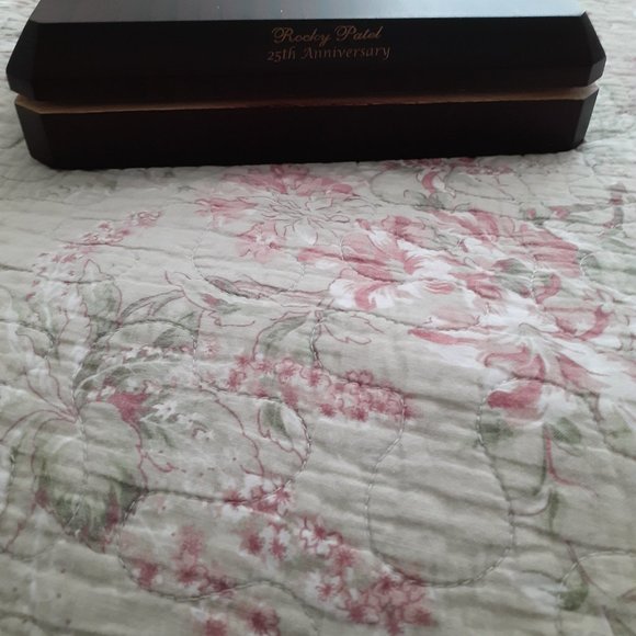 Rocky Patel 25th Anniversary empty cigar box - Picture 4 of 5